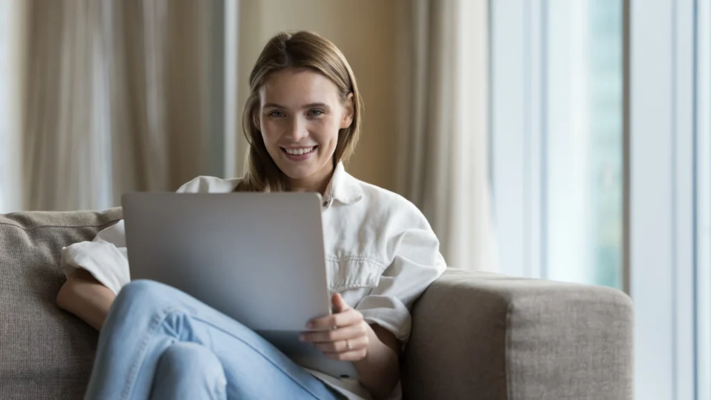 Woman lifestyle renter in Ottawa